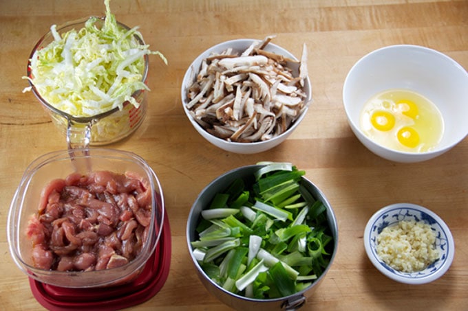 Moo Shu Pork Lettuce Wraps l Panning The Globe