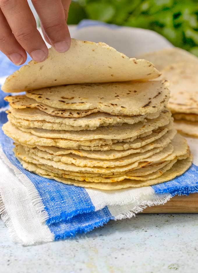 how-to-make-homemade-corn-tortillas-panning-the-globe