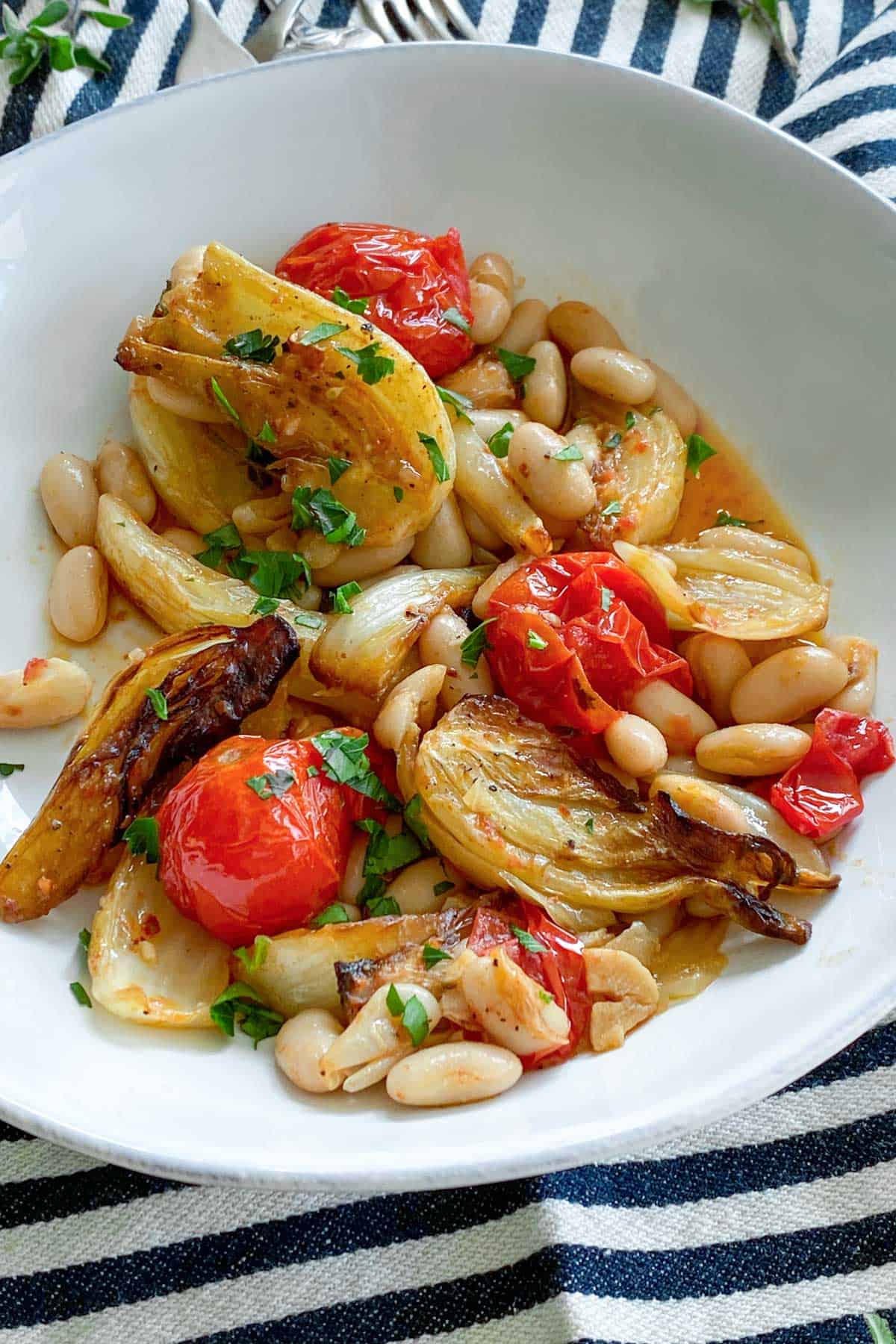 Roasted Fennel Tomatoes and White Beans l Panning The Globe