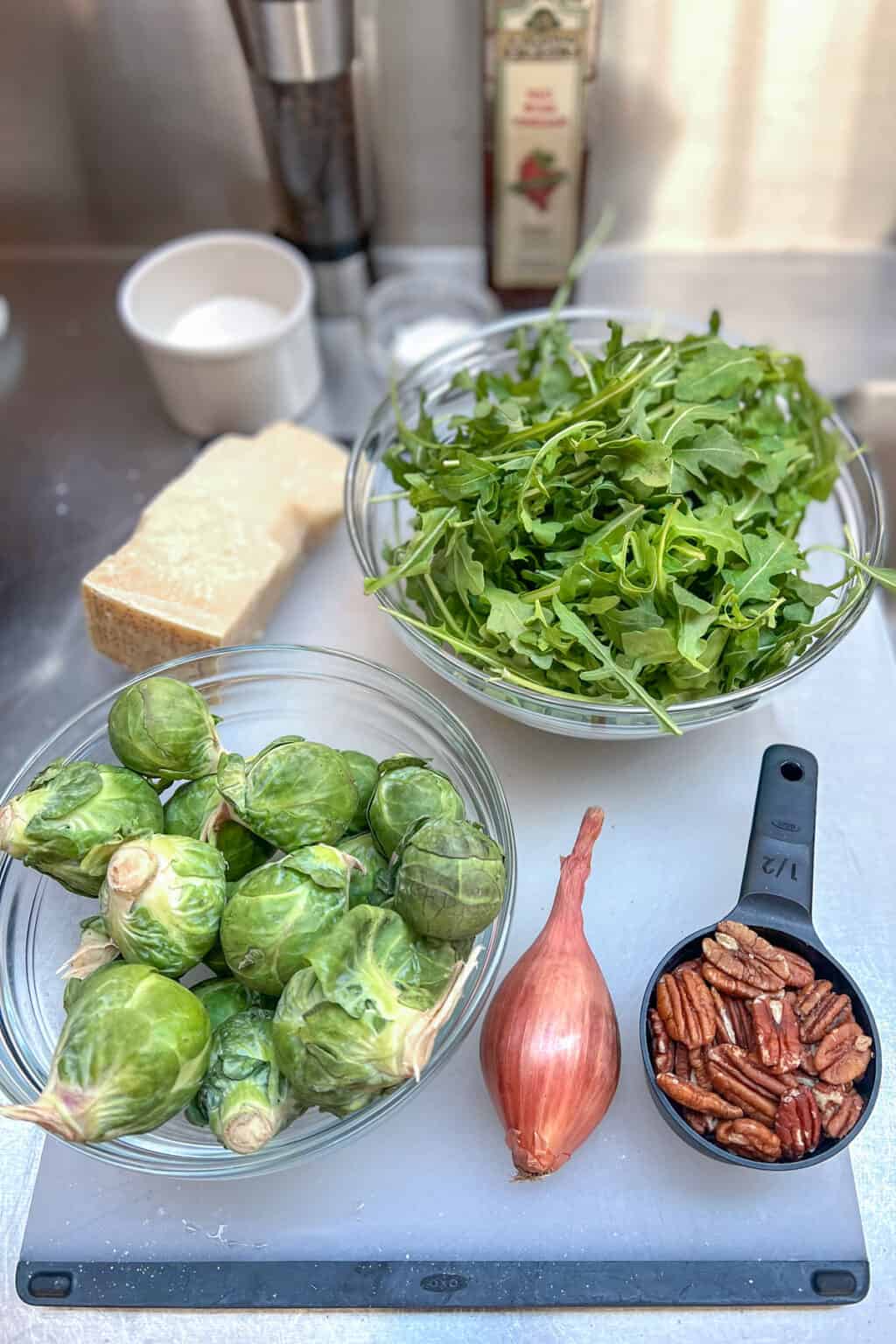 Shaved Brussels Sprouts Salad L Panning The Globe